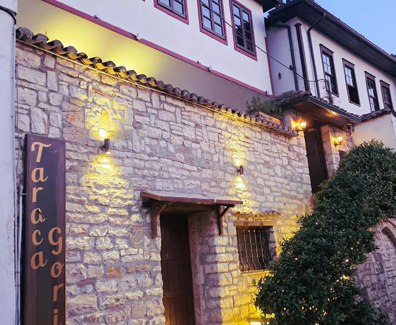 Hotel Taraca Gorice - Unesco Quarter ベラト