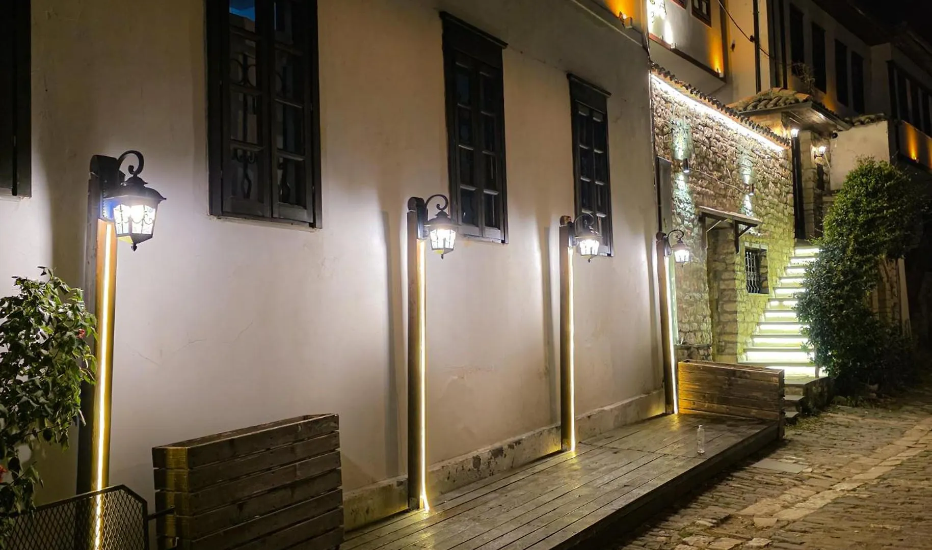 Hotel Taraca Gorice - Unesco Quarter ベラト 4*,